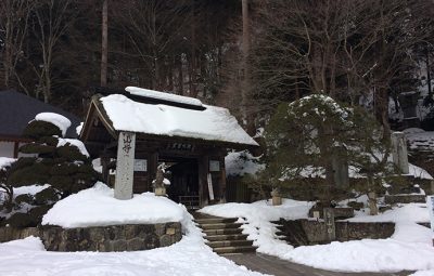  山寺