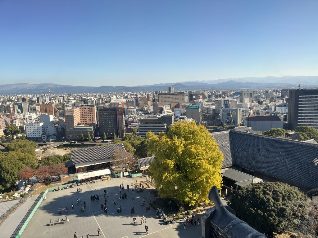 從天守閣下俯瞰景色