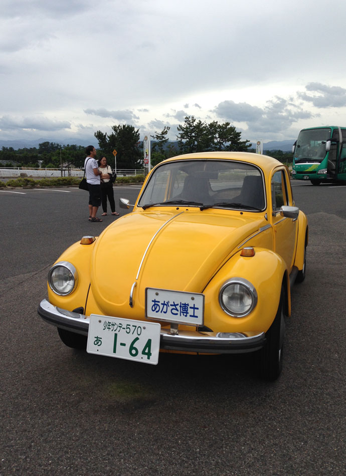 黃色福斯金龜車