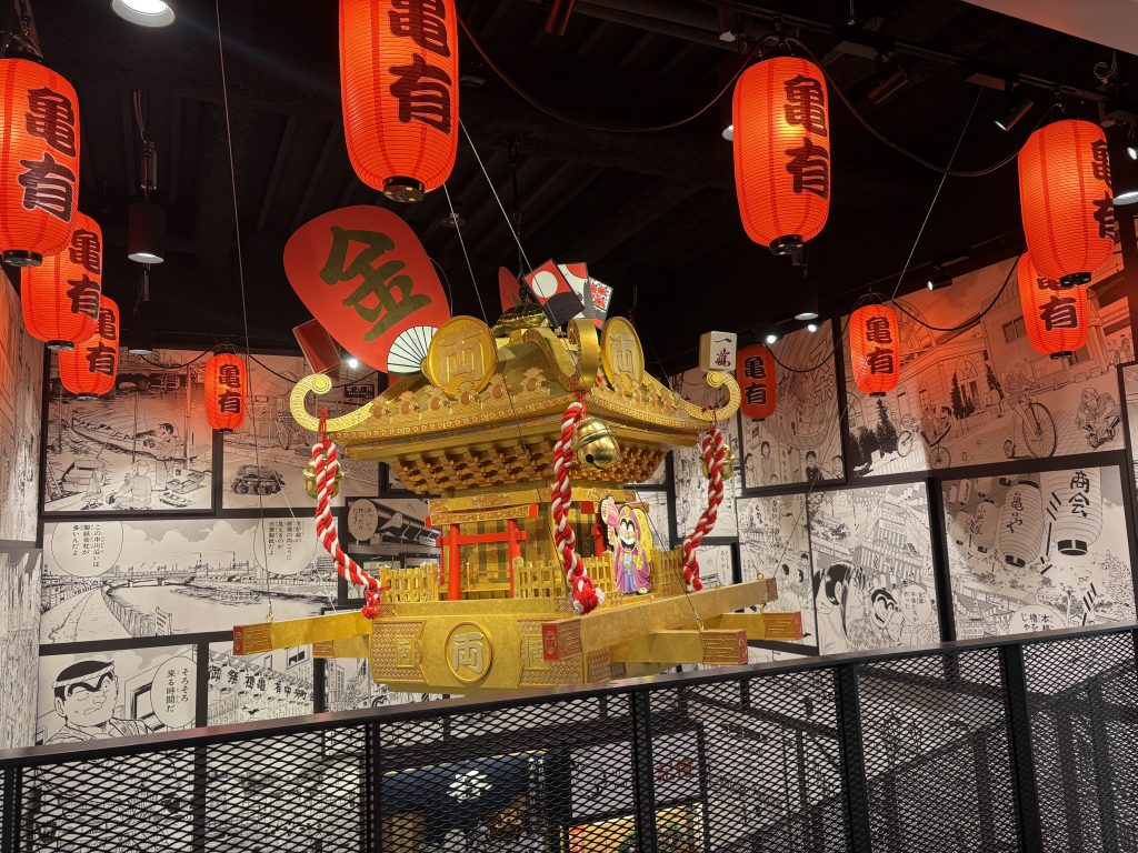 兩津黃金神輿（神轎）